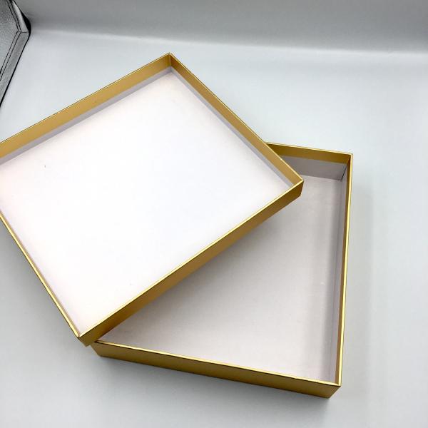 Luxury Cardboard Gift Boxes 157gsm 2mm Rigid Paper Hardcover Packing
