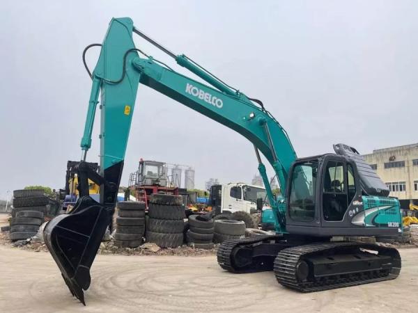 SK200 Kobelco Excavators utilisés au Japon Originaux de la machine de creusement routier 20 Tonnes