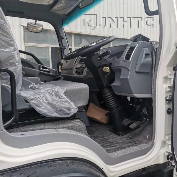 HOWO 290hp Euro2 4x2 15 toneladas Frigorífico congelador Camião refrigerado Pequeno camião