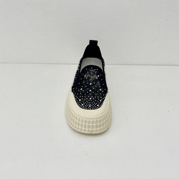 Women Black Breathable Espadrilles Sneakers With Pearls On And Low Top