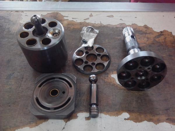 Hydraulic Piston Pump Kawasaki NVK45