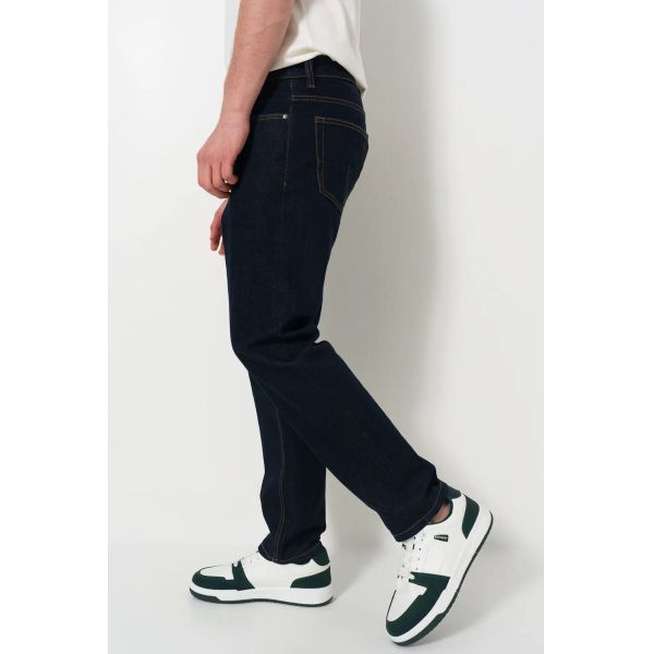 Men’s Classic Straight-Leg Denim Jeans in Premium Dark Indigo with Five-Pocket Styling