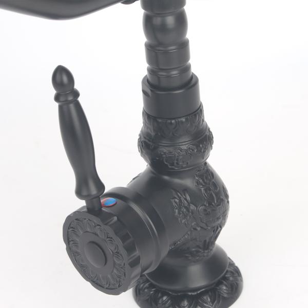 Contemporary Design Brass Main Body Black Basin Mixer Tap with Luxury Matte Chrome Finish