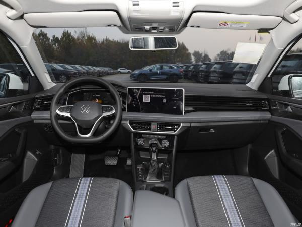 2023 Volkswagen Sagitar 300TSI DSG Leap Version Sedan with Rear Camera and Automatic AC