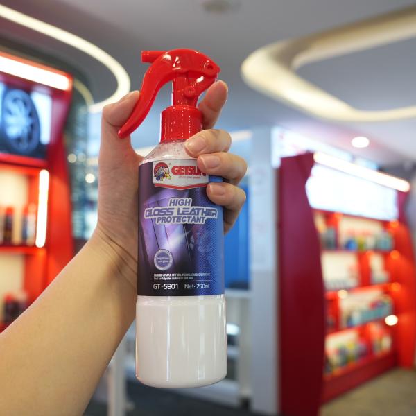 GETSUN Non-greasy Leather Protectant Spray with Glossy Shine and Durable Protective Coating for Car Interiors