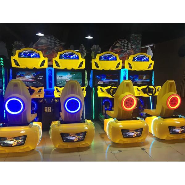 Игровой автомат гонок автомобиля игры 3D автомобиля аркады имитатора вождения автомобиля города занятности