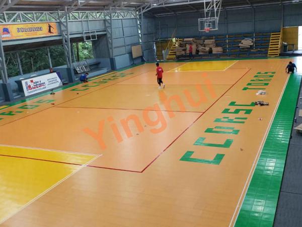 Custom Interlocking PP Basketball Flooring Indoor Wood Plastic Sport Flooring Tile For Fustal Tennis Court