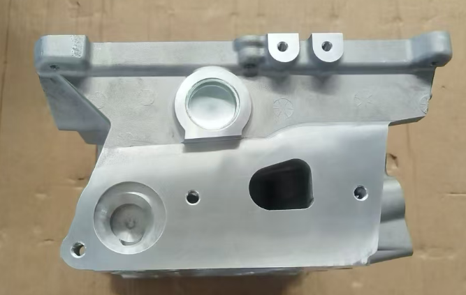Aluminum Cylinder Head for Jeep Compass 2.4 and Fiat Freemont OEM 04884510AC 04884510AD