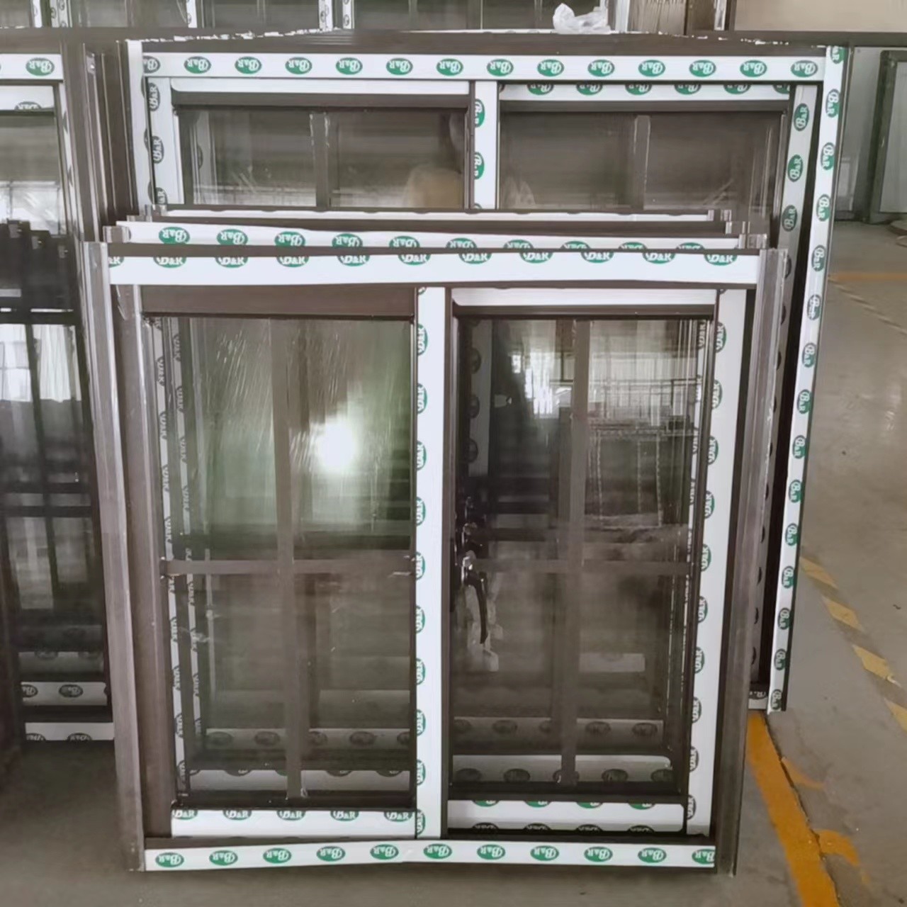 72x60 Алюминиевые Сдвижные окна и двери