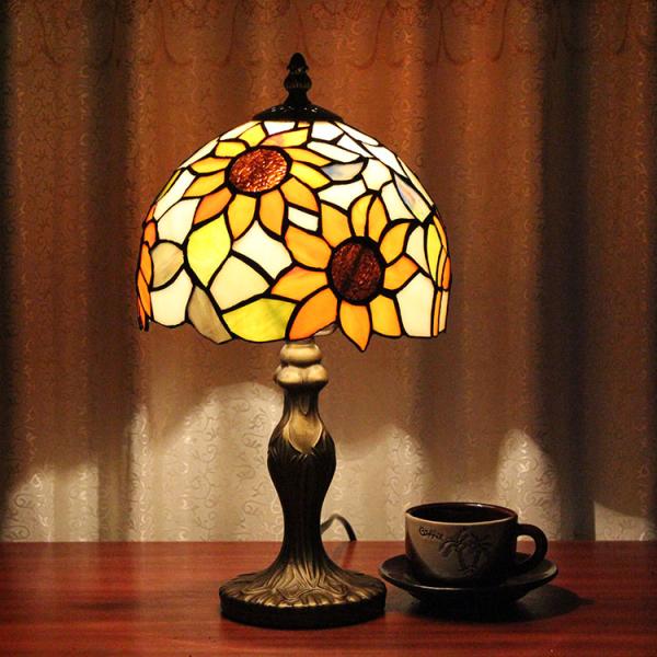Restaurant Bed Room Coffee House Hand-crafted reading table Decorative mosaic turkish flower Stained Glass Table lamp