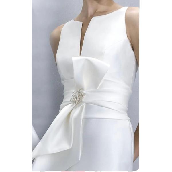 White Romantic Strapless Gown with Boat Neck Design