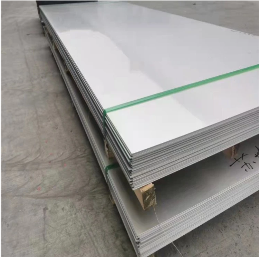 304 2B Plaque laminée à chaud laminée à froid en acier inoxydable à taches latérales