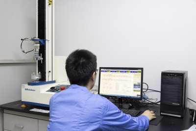 Желтоватая жидкостная краска покрывая акриловый преполимер леча стекло для автомобиля S-6103