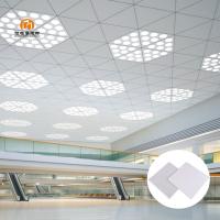 Installation rapide Carreaux de plafond en aluminium métallique ignifuge pour centre commercial Sélection personnalisée