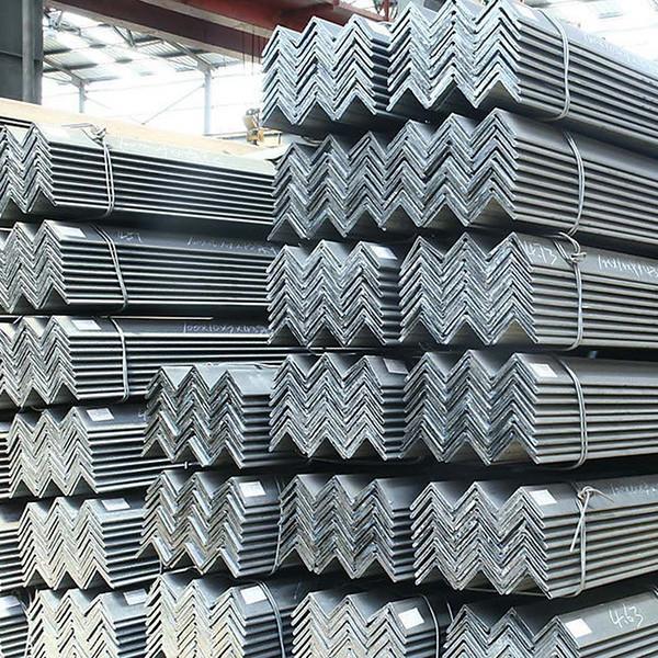 Barra de ângulo de aço galvanizada mergulhada quente do ferro galvanizado dos perfis 3-24mm