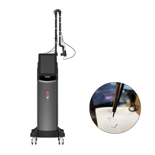 Усовершенствованная фракционная лазерная обработка 10600nm 7 суставов Рама фракционная лазерная машина CO2 для рубцов акне