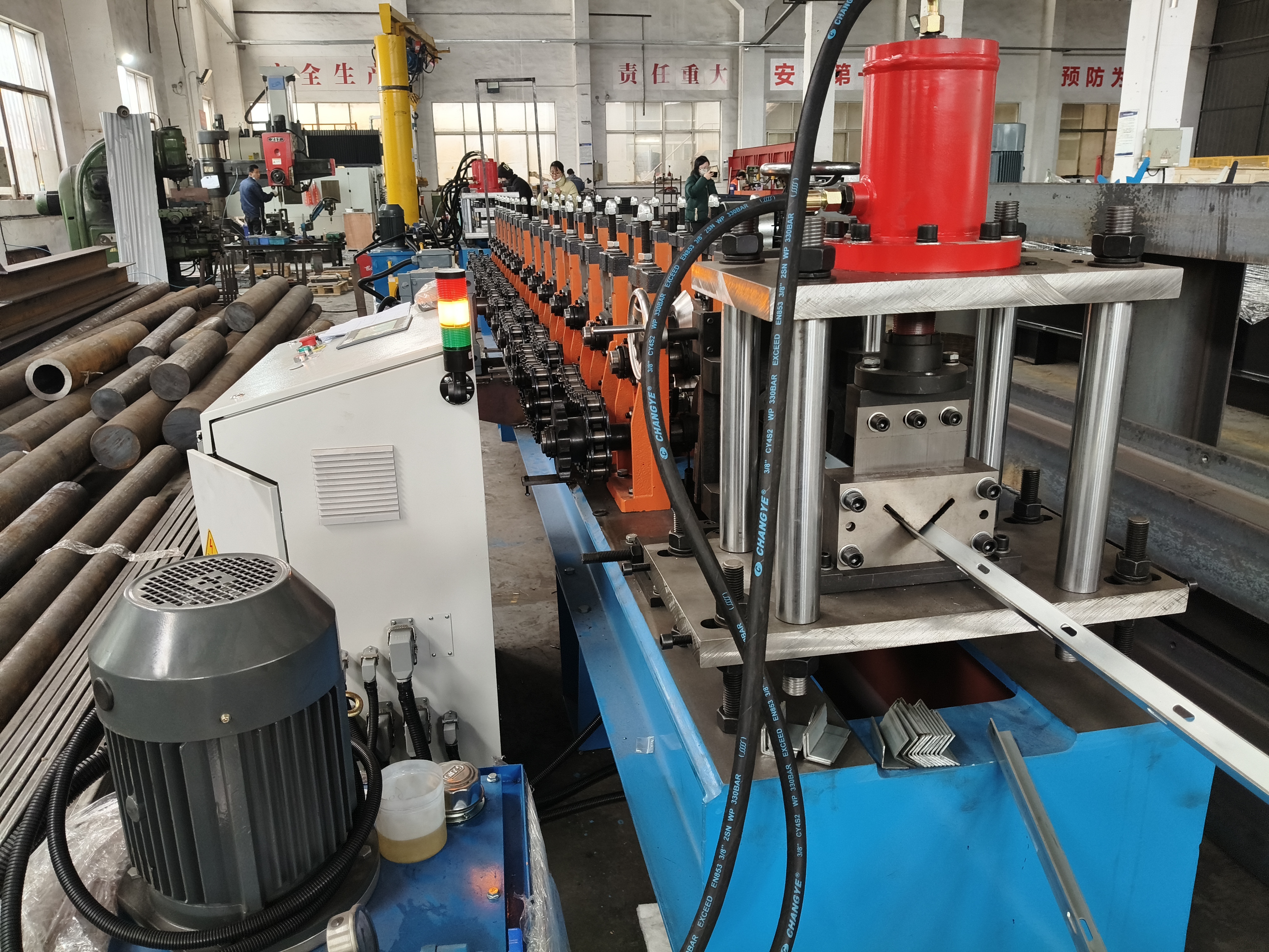 Garage Door System 1.5 & 2 Inches Punched Angle/Perforated Garage Door Angle Track  Rail Roll Forming Machine