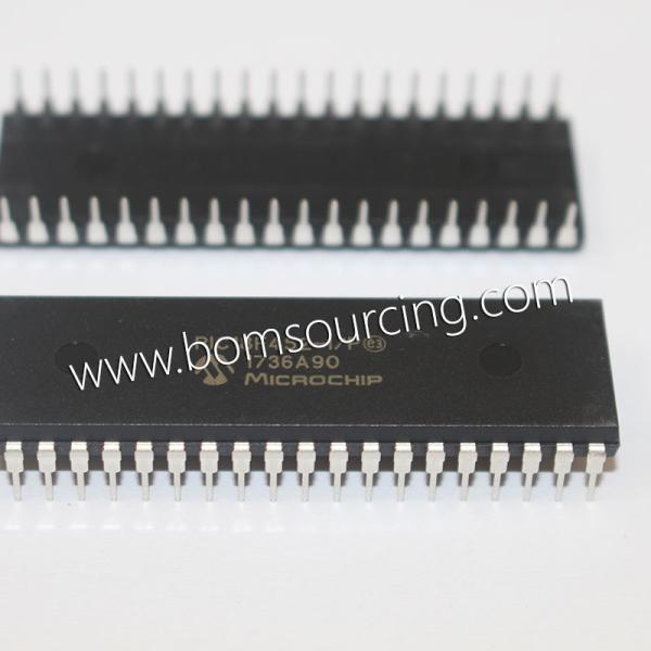 40MHz Speed Microcontroller IC 8 Bit 32KB 16K X 16 FLASH 40-PDIP PIC18F452-I/P