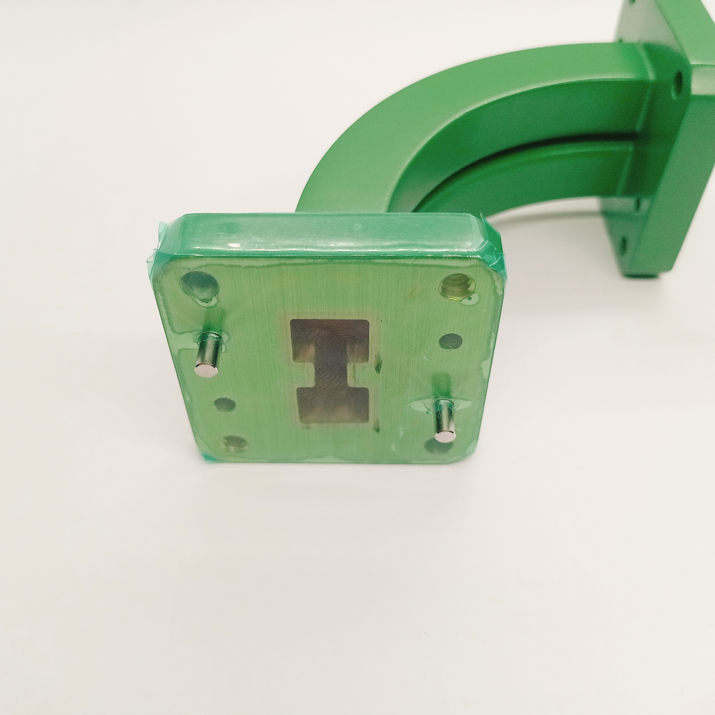 Aluminum Alloy Double Ridge Waveguide Bend with 50 OHM Impedance and 1.15MAX VSWR for Microwave Applications