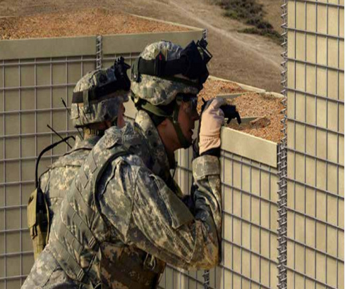 Гальванизированный защитный барьер 4мм квадратного отверстия военный горячий окунутый