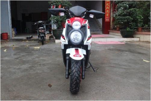 72V Fat Tires Electric Ride On Scooter 1500W Big Battery Electric Scooter Bikes