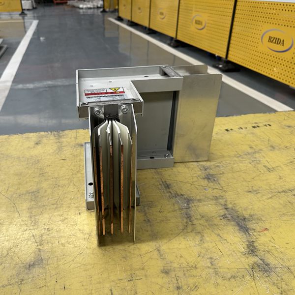 Canalisation électrique blindée en aluminium à forte densité / Barres omnibus de puissance connectées au coffret de distribution