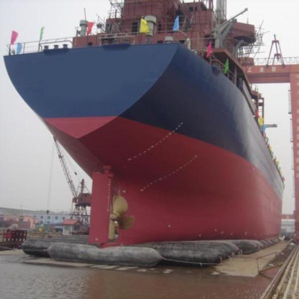 Cylindrical Marine Rubber Airbags Ship Launching and Docking Pneumatic Air Bags
