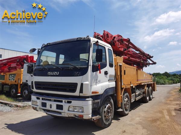 Carro-bomba de concreto montado em caminhão usado Putzmeister M46-5 4141