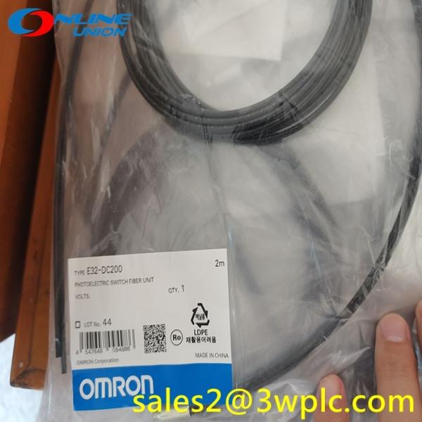 E32-DC200 Capteur à fibre optique OMRON, portée de détection 900mm
