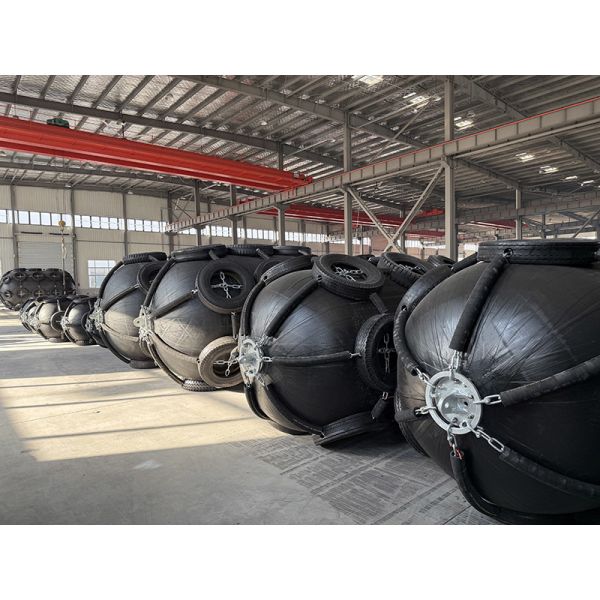 Pneumatic Fender Quick Inflation Deflation High Wear Resistance Low Daily Maintenance