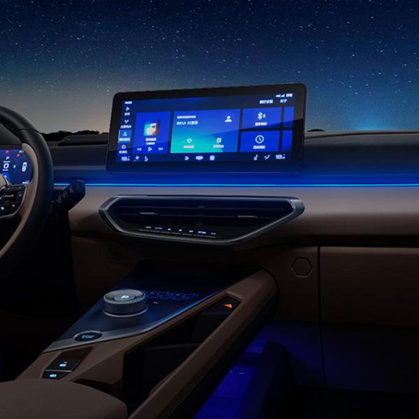 2023 Geely Geometry C EV Long Range 5seats 5doors Fast Charging High Speed Electric Vehicle White Fuel 100% Electricity