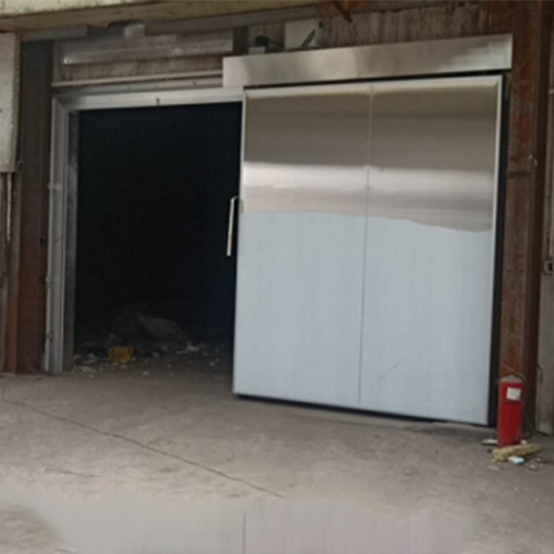 Industrial Manual Insulated Cold Storage Doors For Cold Rooms / Refrigerated Rooms