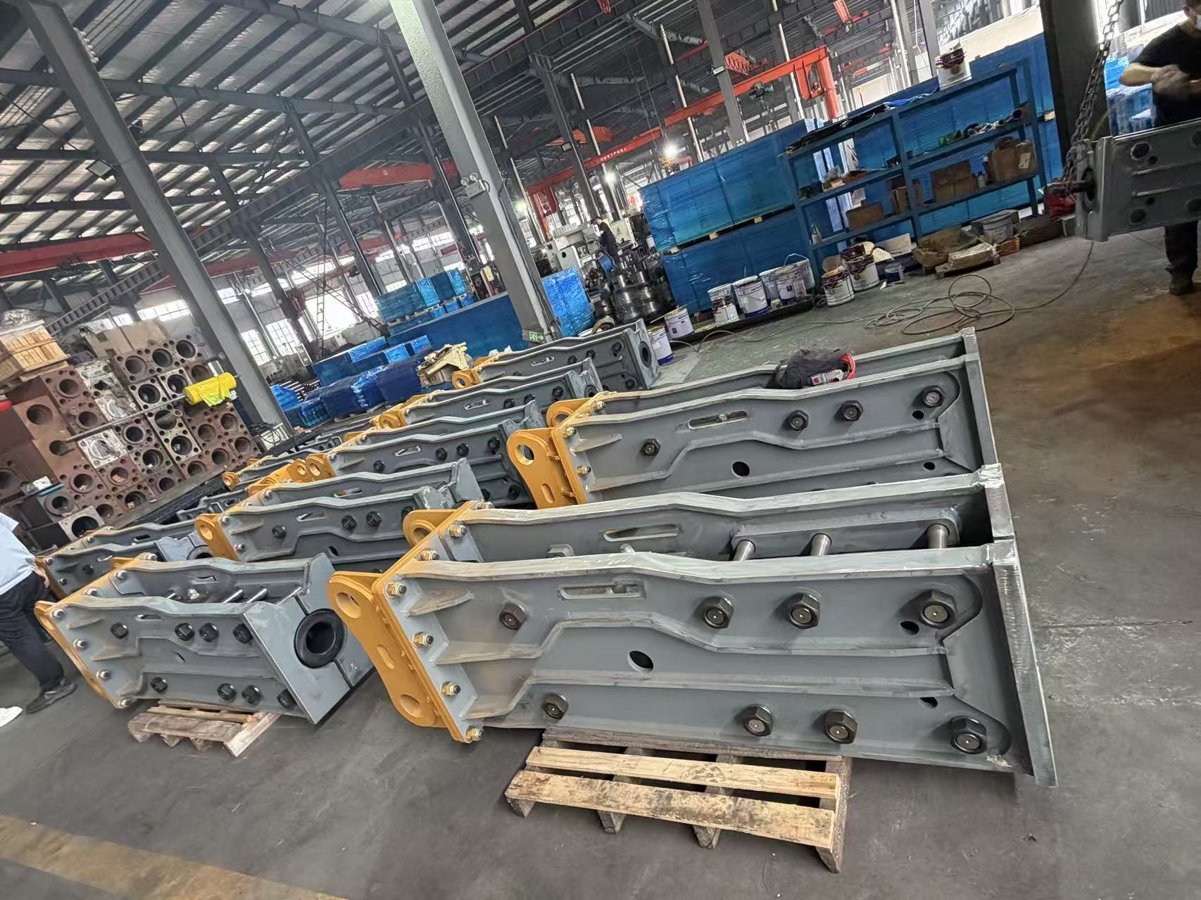 SB40 Hydraulic Breaking Hammer 68mm Hydraulic Breaker Attachments Customized For 4-7 Tons Excavator