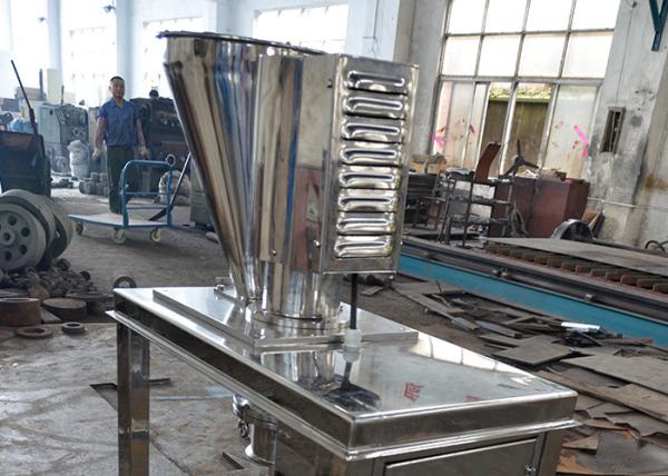 SUS 304 Powder Granulator Machine FZ Series Grinding Stirring 810*445*1345 Mm
