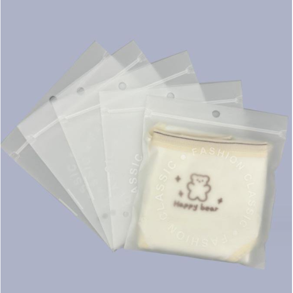 Wholesale custom clothing bags, zipper locks, self-sealing bags, and matte zipper bags for clothing packaging can be customized in size