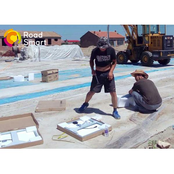 Professional Outdoor Solar Street Lights Waterproof For Parking Areas / Pathways