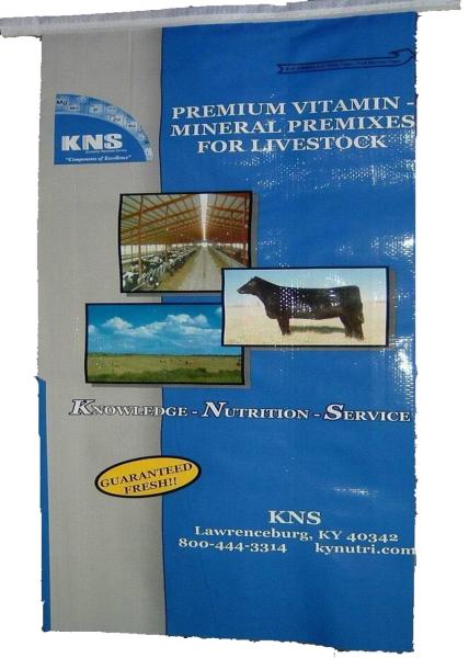 PP Woven Laminated Animal Feed Bags , 15kg Empty Feed Bags Double Stitched