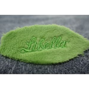 Зеленый утюг ОЭМ ткани бархата на вышитых заплатах