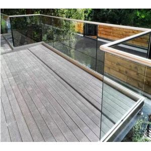 Красивые современные стеклянные лестничные перила