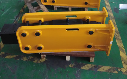High precision Excavator Hydraulic Breaker Backhoe Breaker Attachment 4Ton68