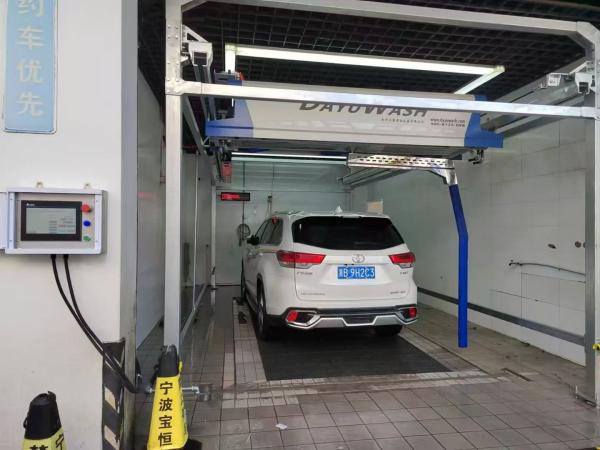 KP-360 Automatic Car Wash Machine Touchless Car Wash Equipment With Water Flushing Pressure 120 Bar Car Wash Water Reclamation System Car Wash Robotic