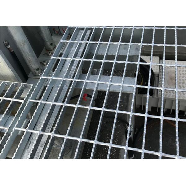 Metal Walkway Catwalk Galvanized Serrated Bar Grating Yb/T4001 Standard
