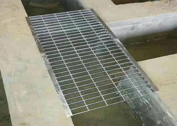 ISO9001 Tooth Profile Walkway Mesh Grating Anti Skid For Chemical Plant