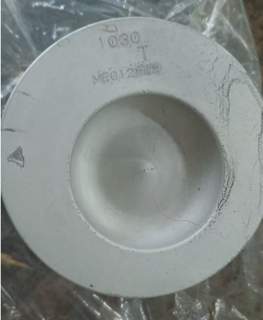 Piston Mitsubishi 4D31 ME012858