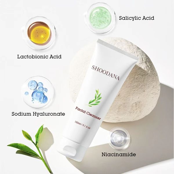 Skinever High Quality Vegan Vitamin C Whitening Facial Cleanser Mini Scrub Cleanser Daily Use Anti-acne Herbal Face Wash