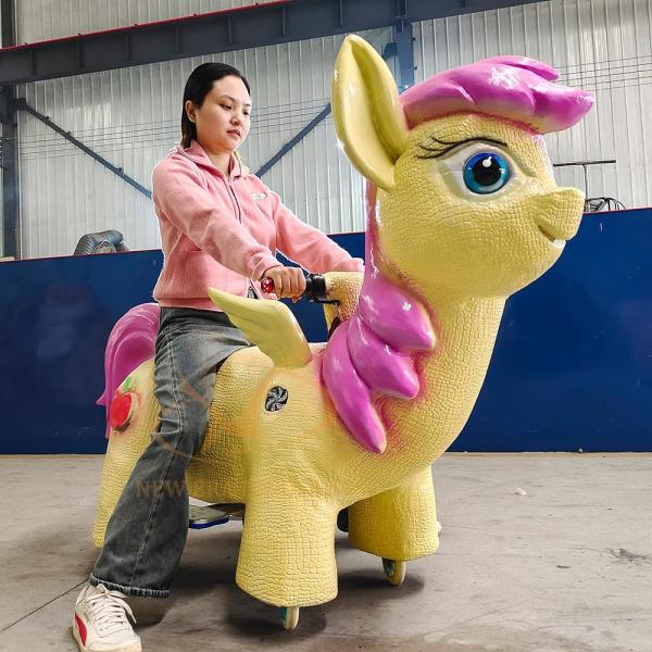 Gran paseo en dinosaurio personaje de dibujos animados scooter eléctrico 350W 100kg carga