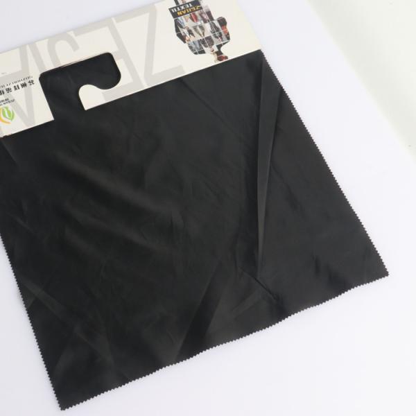 Making fabrics for casual wear  sportswear and children's wear for LINING Sustainable fabrics 100% RPET taffeta factory
