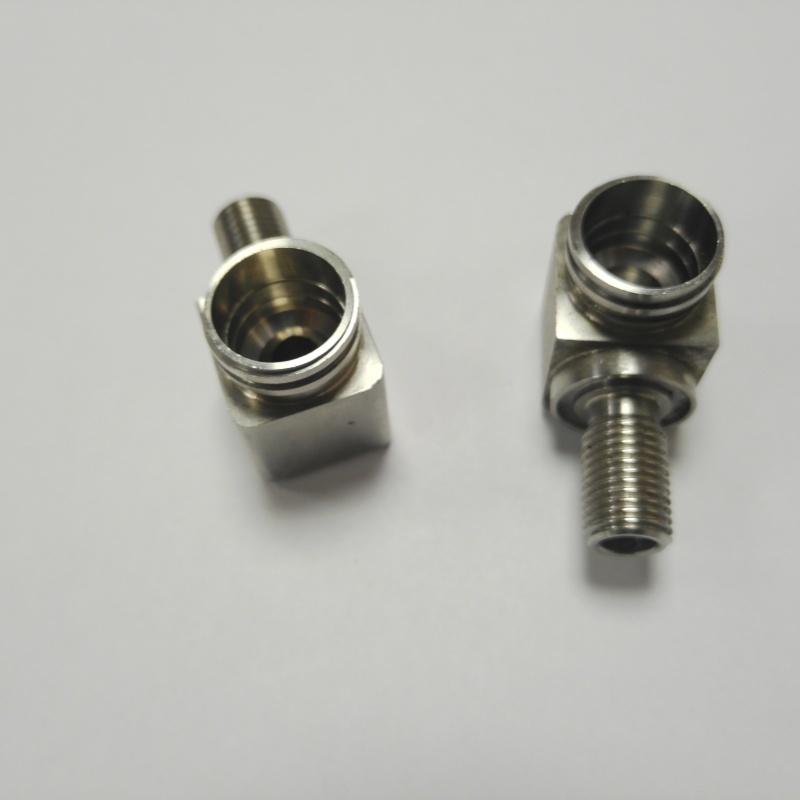 304 Stainless Steel Condenser Joint With CNC Milling For Precision Processing In Medical Machining