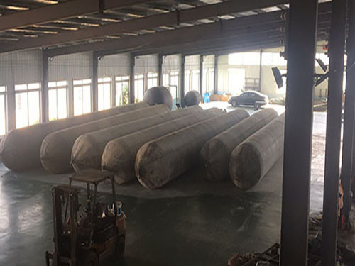 Dia 1.5 Meters Ship Launching Airbags 7 Layers Boat Recovery Airbags