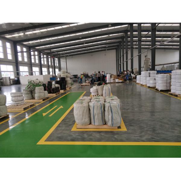 Полиэстер шланга для горючего PVC 3/8 дюймов NBR гибкий резиновый усилил 300PSI